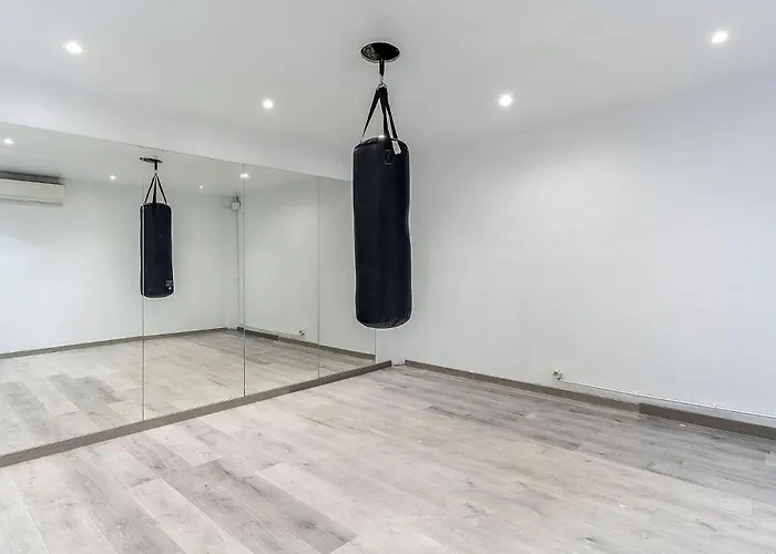 شقة 4239 - Ab Duplex Santa Coloma Iii