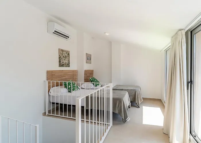 شقة 4239 - Ab Duplex Santa Coloma Iii